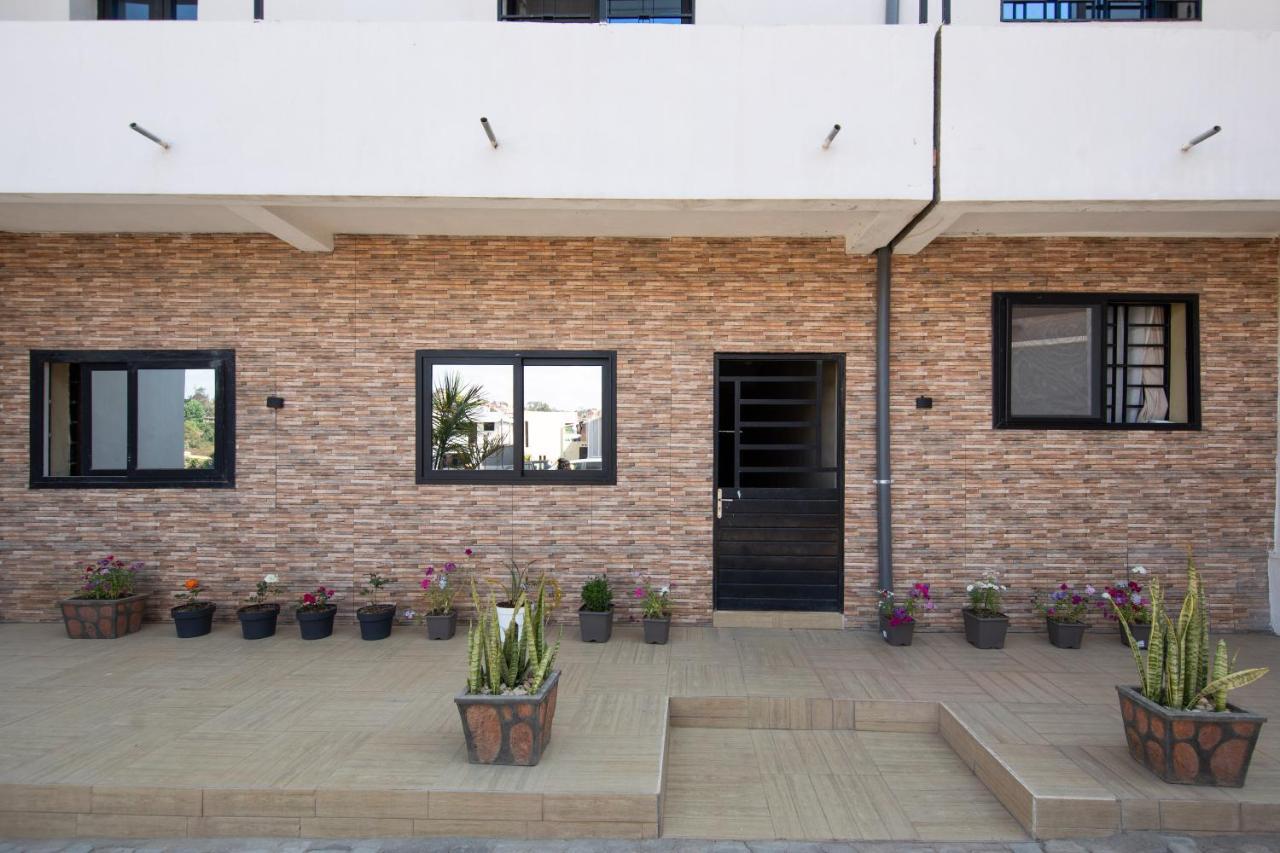 Milestone City Appartements - Avec Restaurant - Sans Coupure D'Electricite - Vues Imprenables Antananarivo Exterior foto